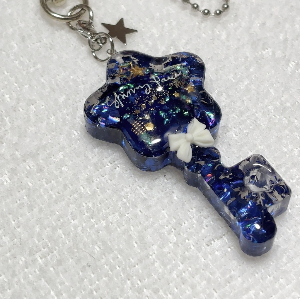 ②星空の鍵キーホルダー