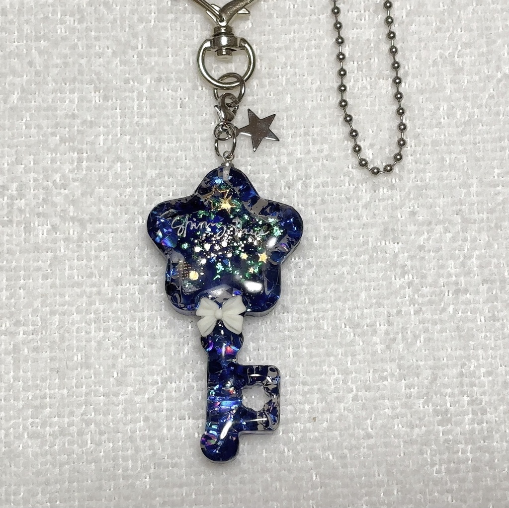 ②星空の鍵キーホルダー
