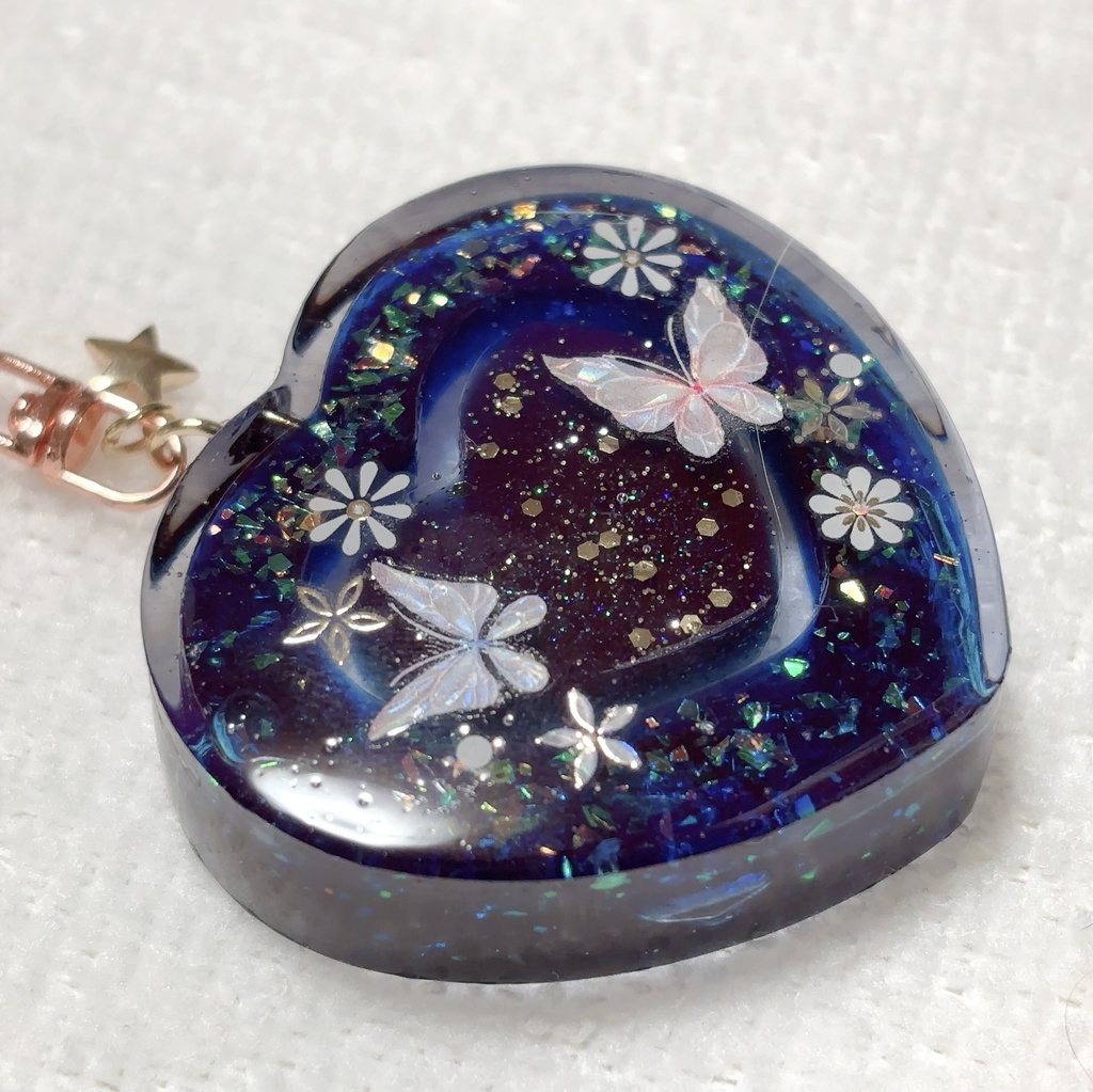 レジン 星空ハートのキーホルダー