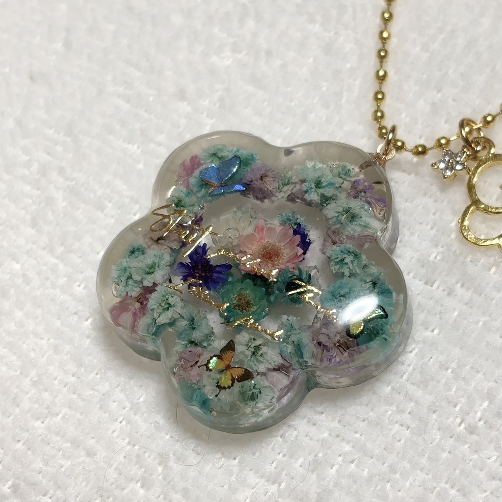レジンのお花バッグチャーム