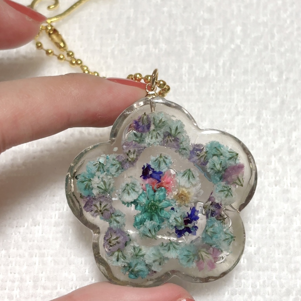 レジンのお花バッグチャーム