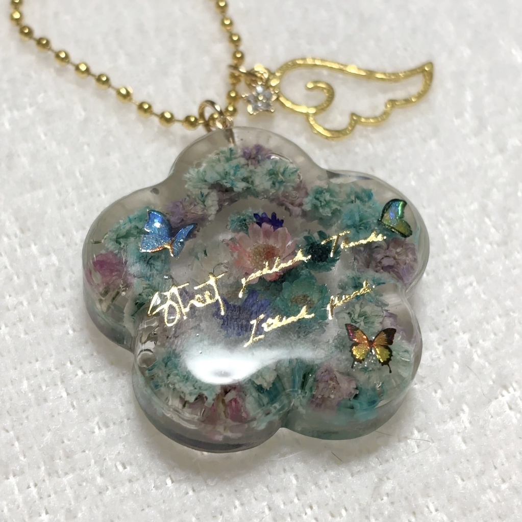 レジンのお花バッグチャーム