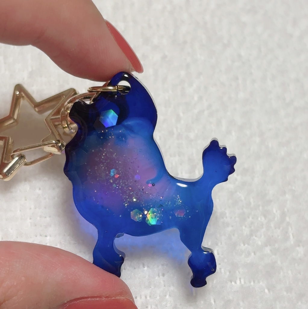 星空わんこのキーホルダー(トイプードル)