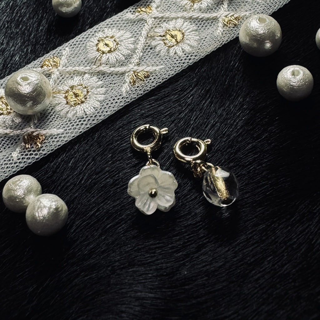 ツイステ/twst ぬい用ノンホールピアス ガラクチュールimage