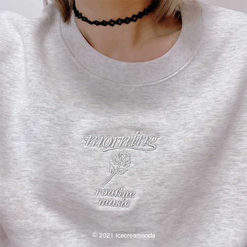 【受注販売~1/12 21:00まで】刺繍トレーナー