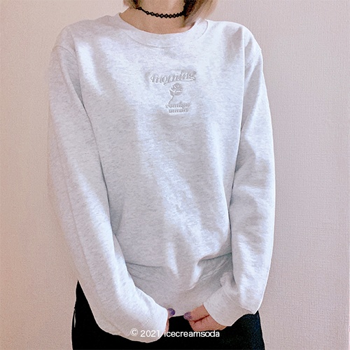 【受注販売~1/12 21:00まで】刺繍トレーナー