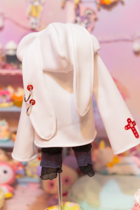 メンヘラウサギちゃんパーカー