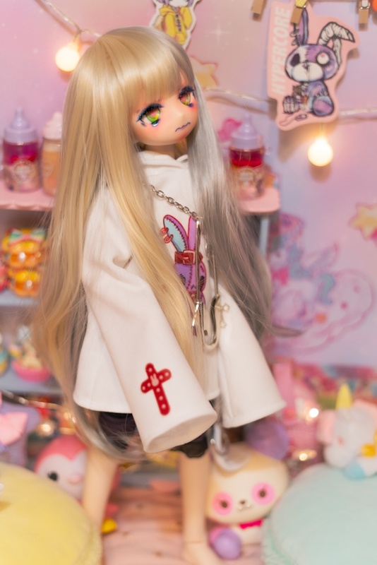 メンヘラウサギちゃんパーカー