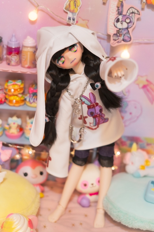 メンヘラウサギちゃんパーカー