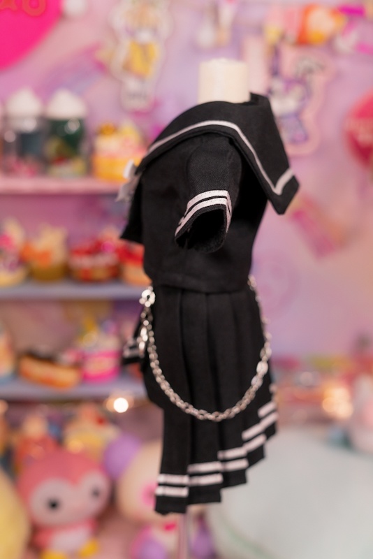 病みかわ♡アシメセーラー