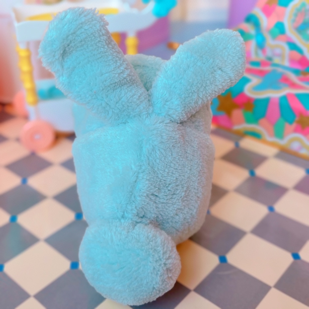 おもちのポップうさちゃん着ぐるみ