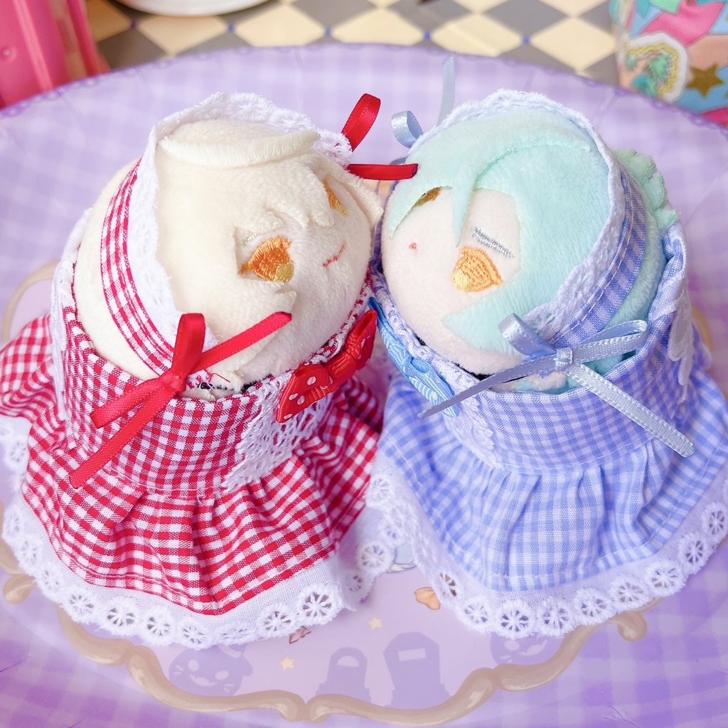 おもちのフリルチェックワンピSET