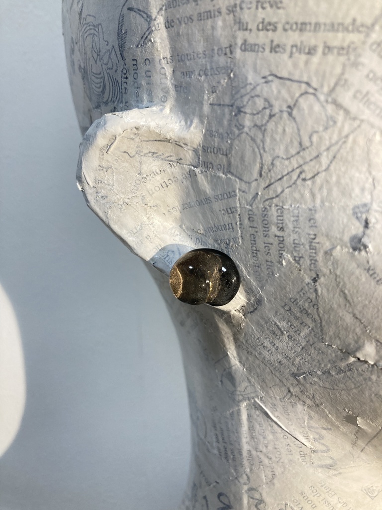 深海の煌めきおしりピアス(セピア)