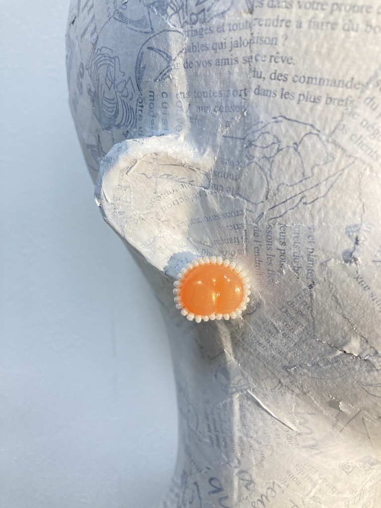 みかんおしりパールピアス