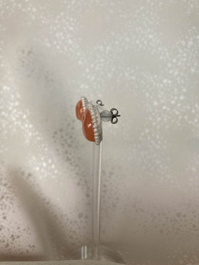 みかんおしりパールピアス