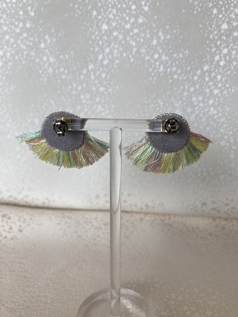 フリンジおしりピアス(グレージュ/パステル)