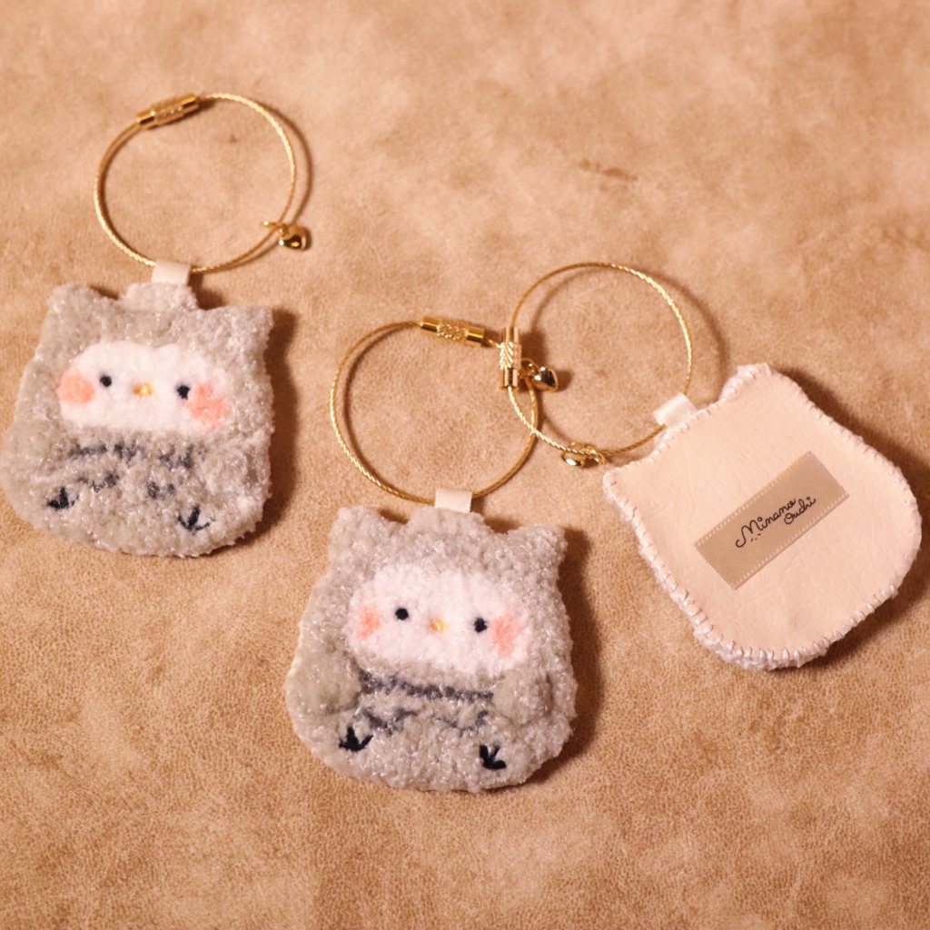 くっぴーのもこもこ刺繍ワイヤーキーリング