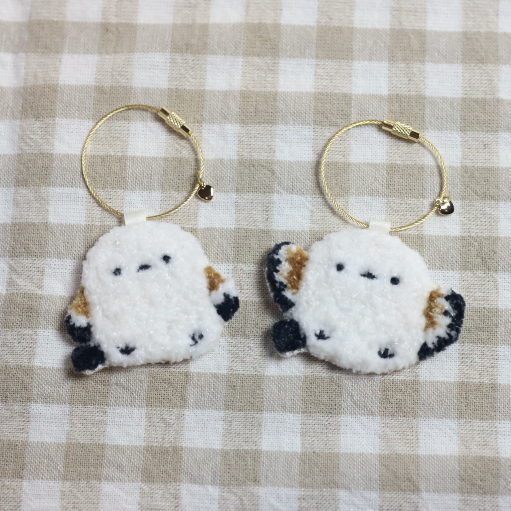 もこもこ刺繍ワイヤーキーリング