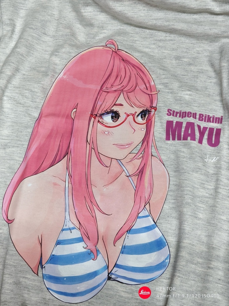 真悠さん縞ビキニTシャツ