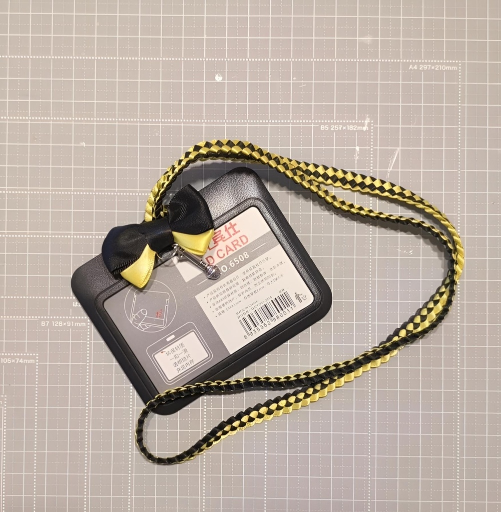 ネームホルダー【💛🖤】
