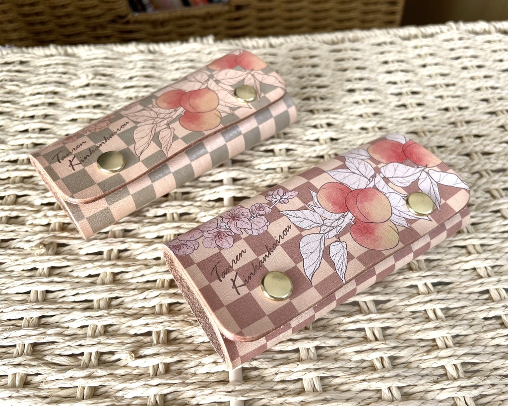 炭煉概念本革キーケース