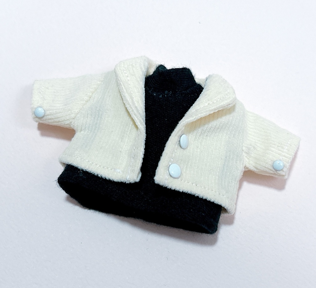 【10/27】コーデュロイセットアップ