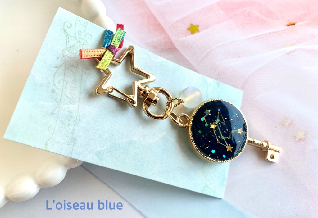 幸運の扉を開く鍵 しし座 バッグチャーム ゴールド