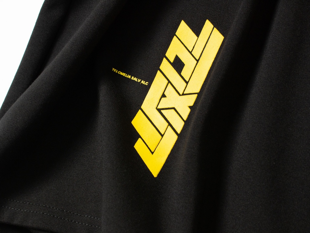 ピクセルネック オーバーサイズTシャツ