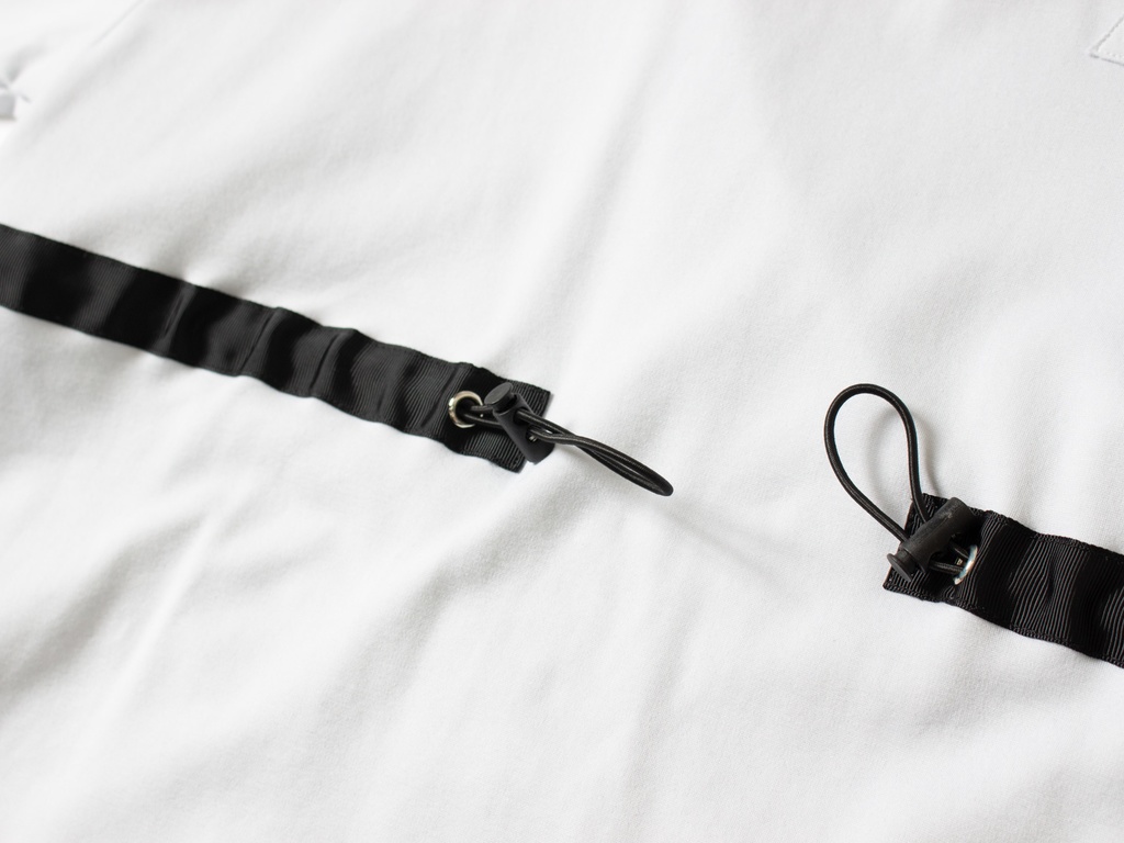 ピクセルネック オーバーサイズTシャツ