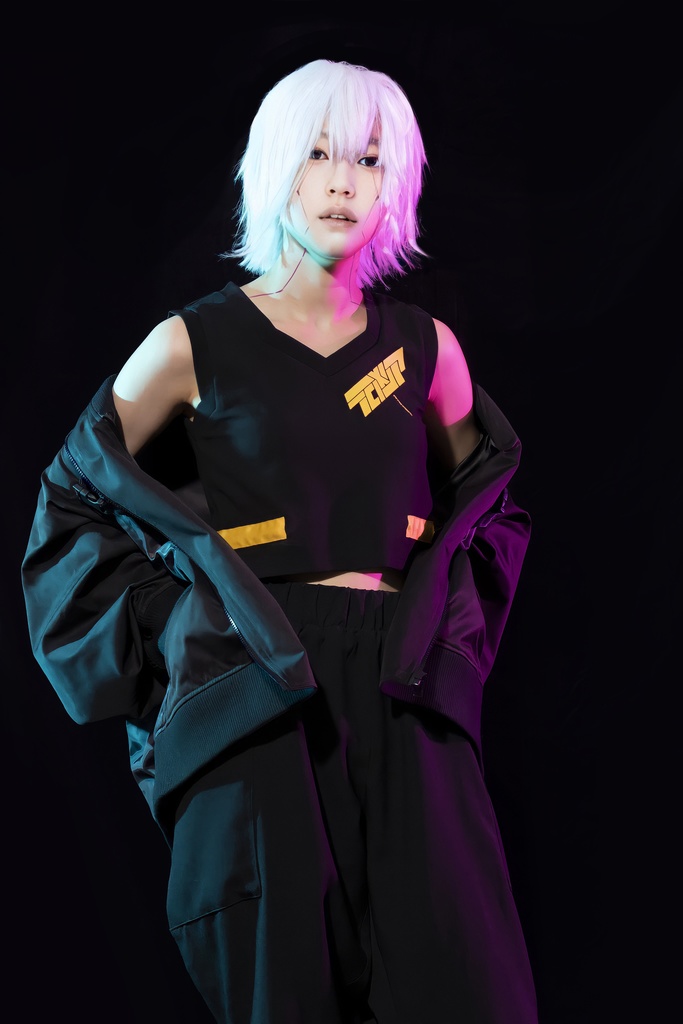 ピクセルネックタンクトップ