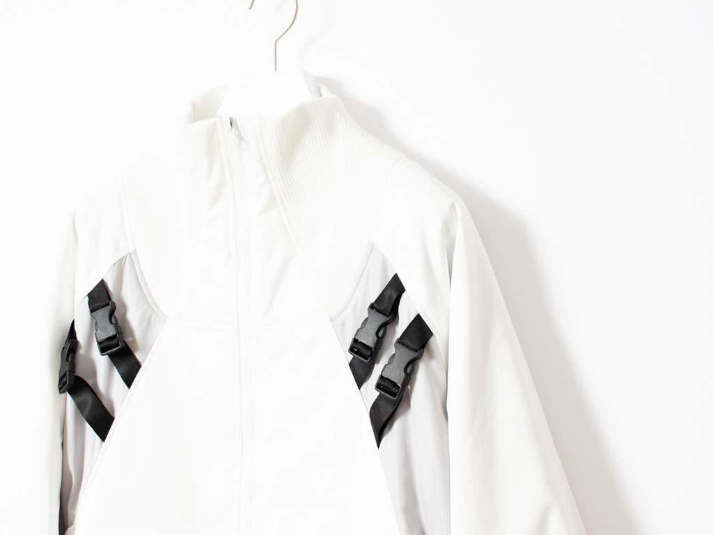 スタンドネックブルゾン