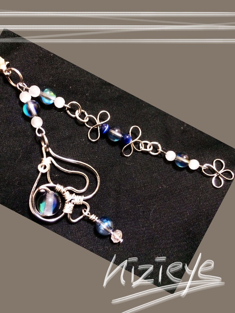 AMNESIAストラップ