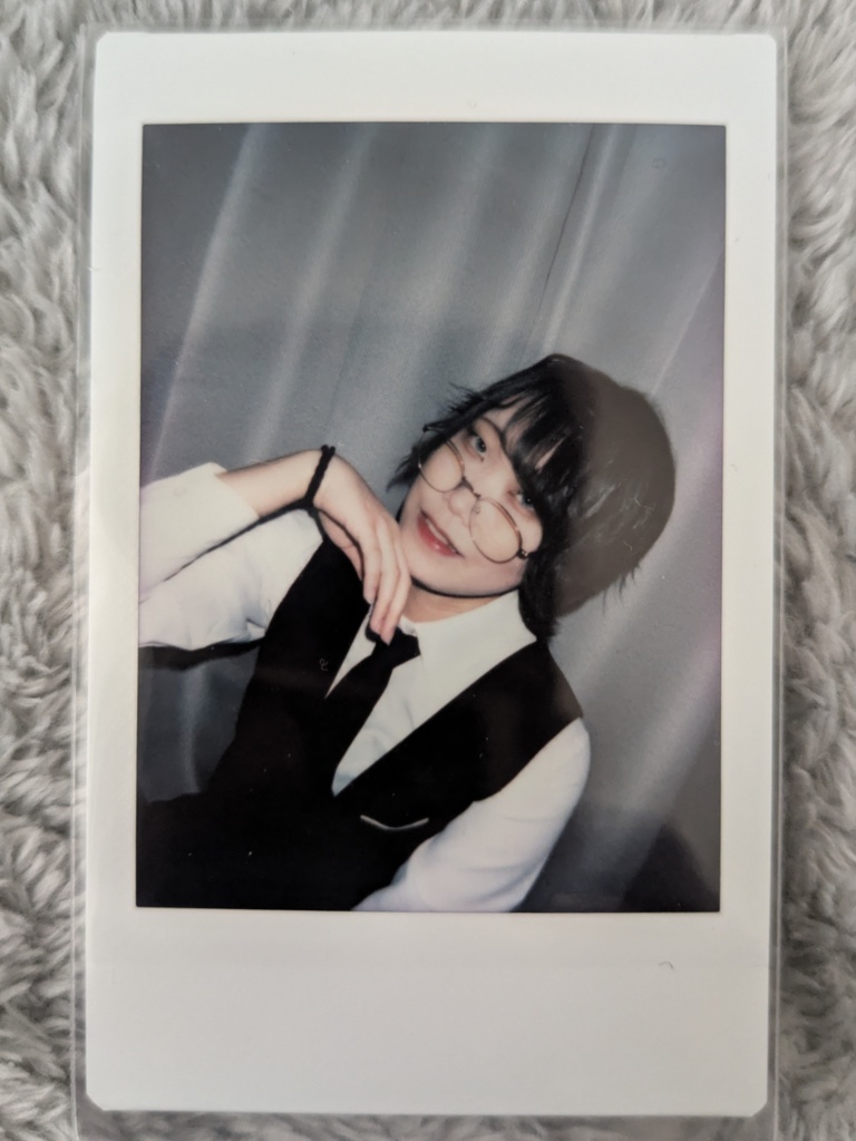 氷水チェキ④カッコつけんな