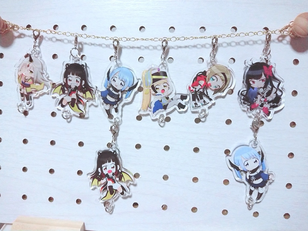 つながるアクリルチャーム