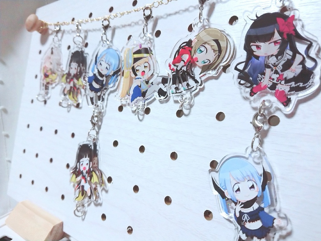 つながるアクリルチャーム