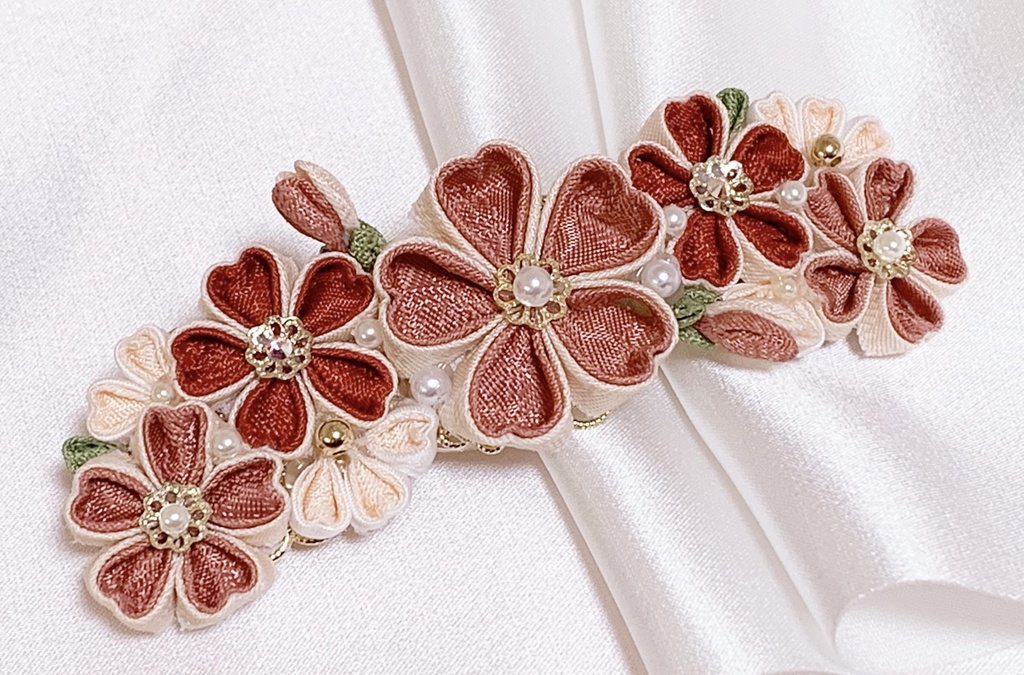 桜のバレッタ(マスクフックつき)