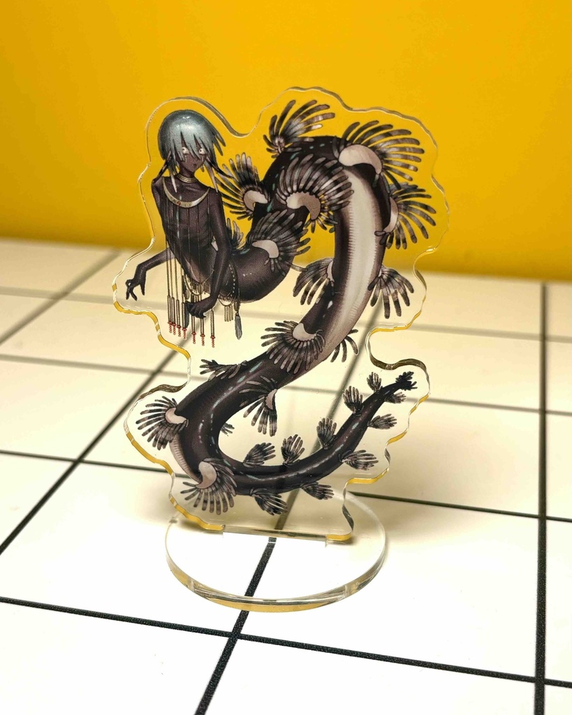 アクリルスタンド　ムカデミノウミウシ