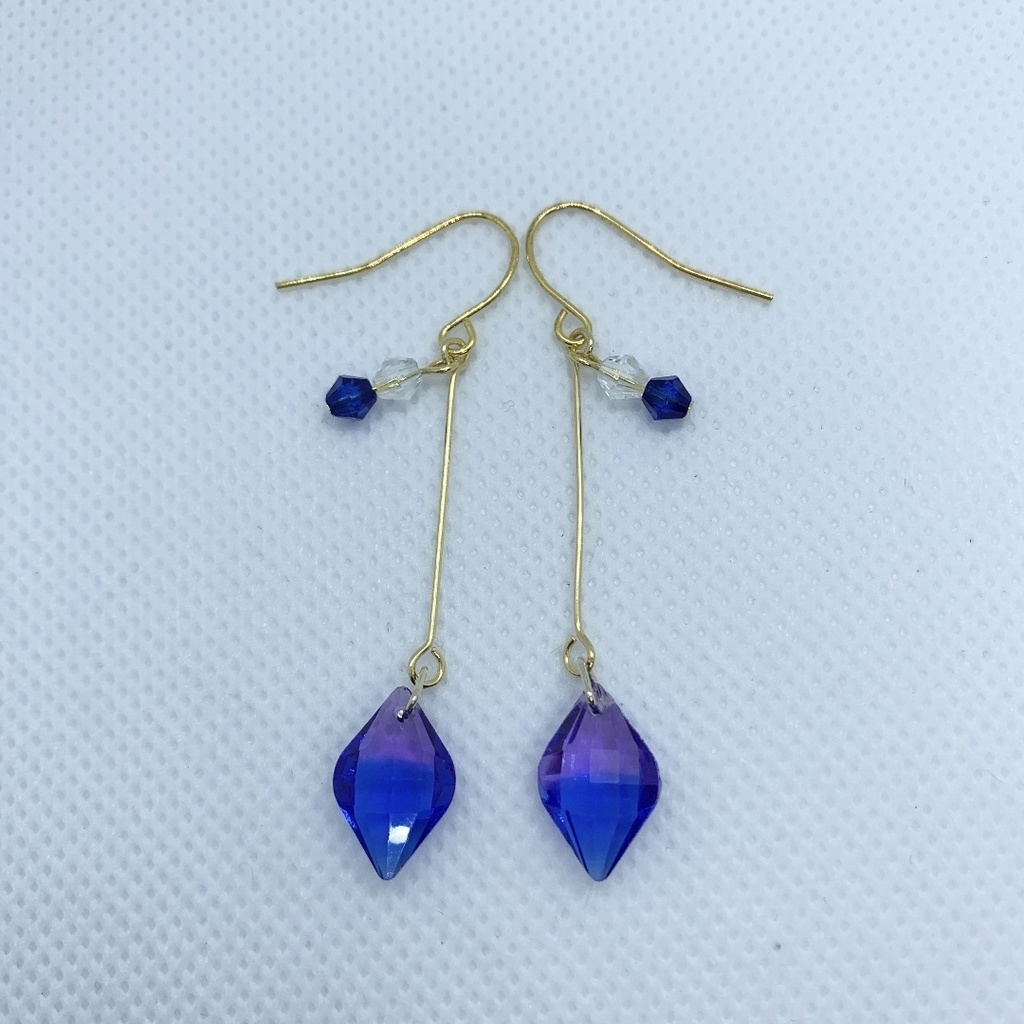 《ポムフィオーレ寮》イメージピアス