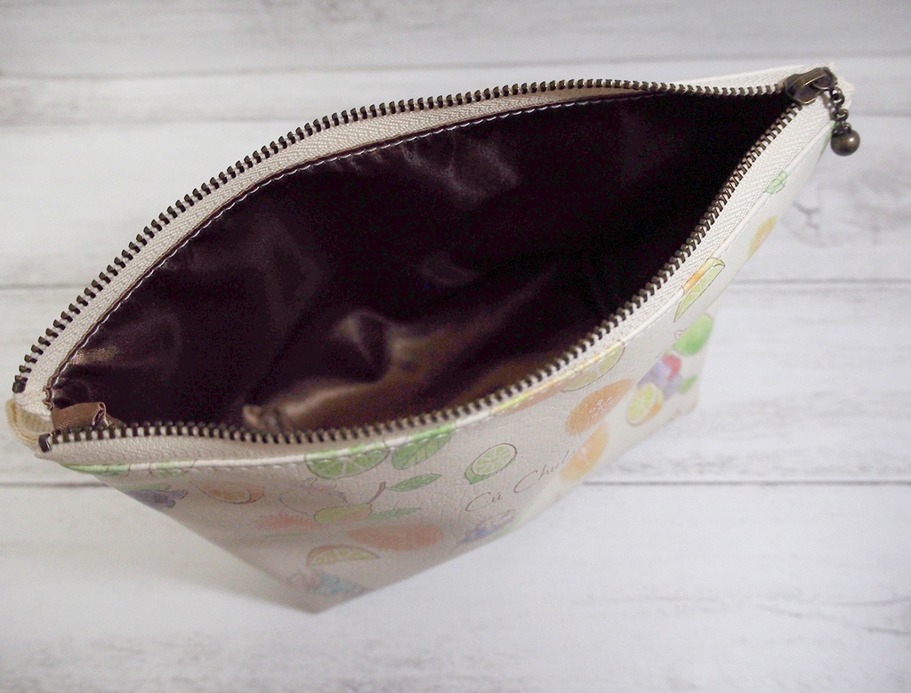 シトラス柄クーフーリンの三角ポーチ