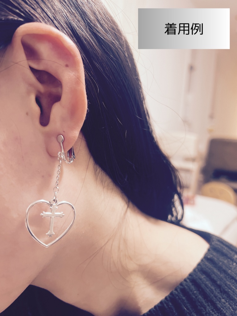 AB-28 Statement black flower petal earrings ブラックメタル