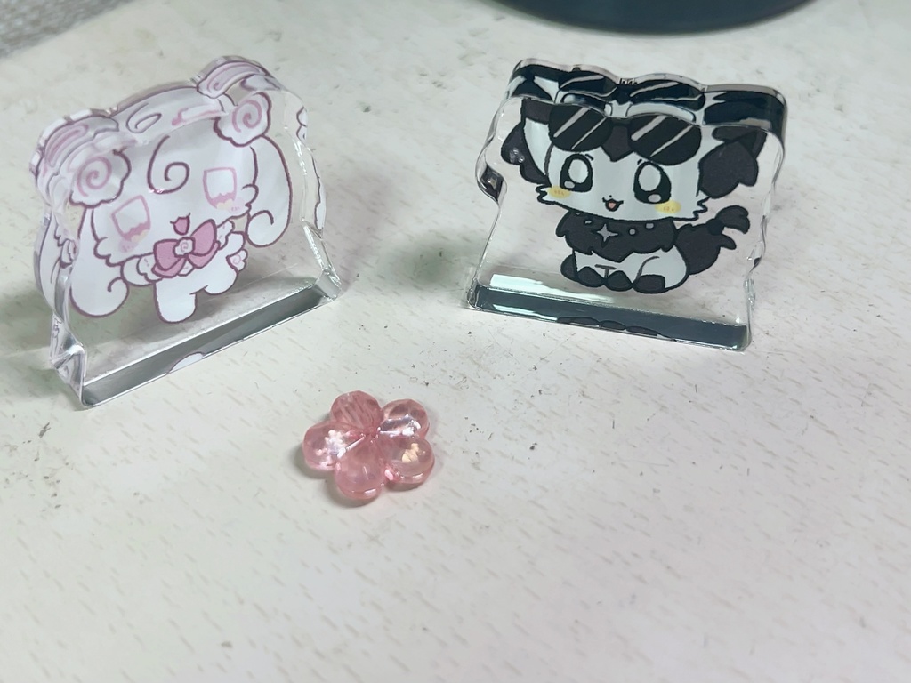 自立ミニペアアクスタ