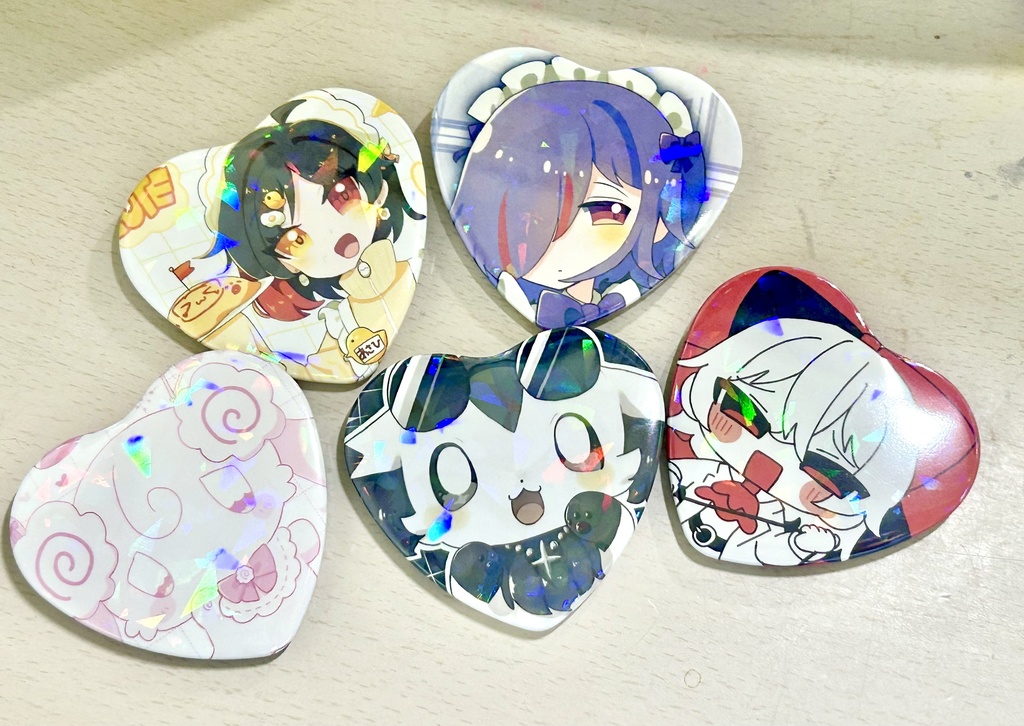 ホログラムハート缶バッジ