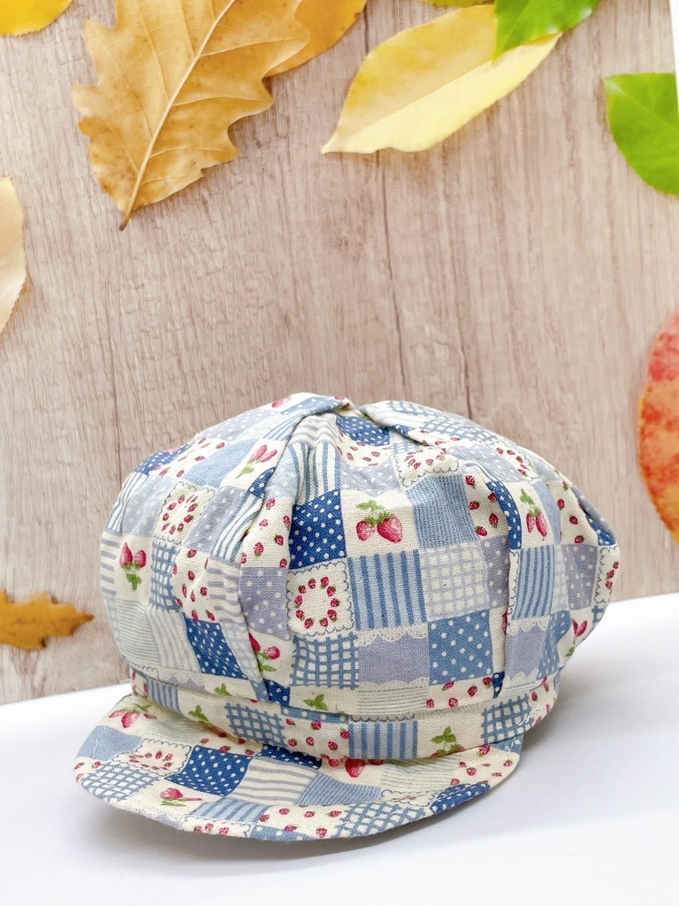キャスケット(イチゴパッチワーク柄)