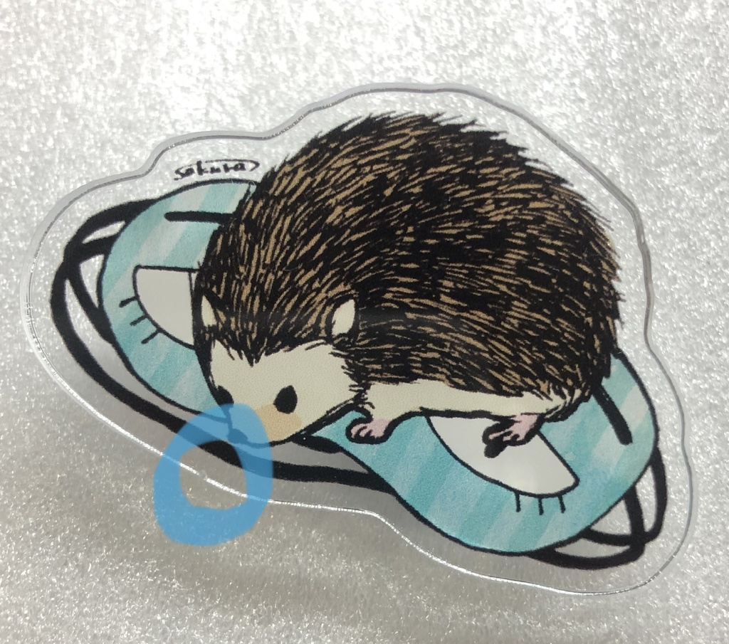ハリネズミのアクリルバッジ