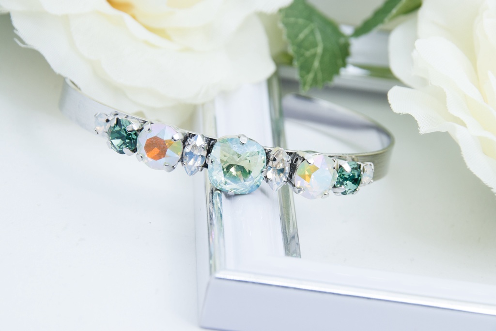 兹白 イメージバングル