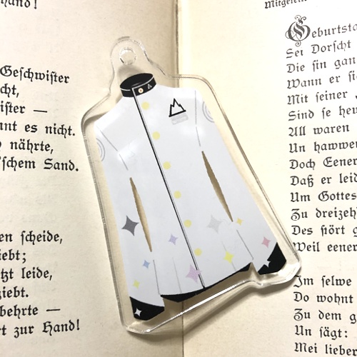 TYB制服アクリルキーホルダー