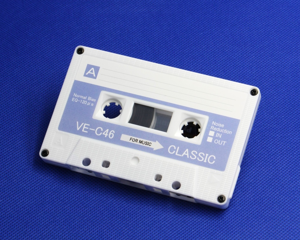 VE<ラベンダー.R2>オリジナルデザイン・カセットテープ