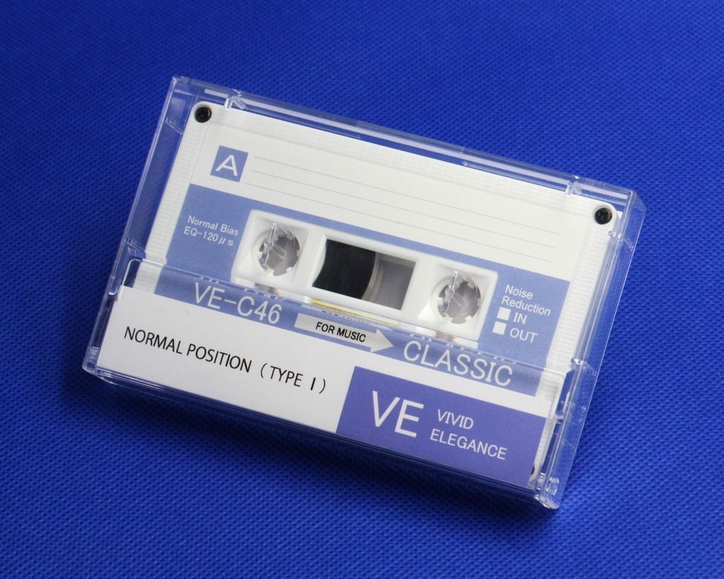 VE<ラベンダー.R2>オリジナルデザイン・カセットテープ