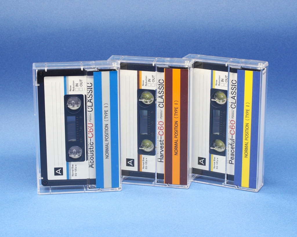 C60<Harvest:ハーヴェストⅢ>レトロ調デザインのカセットテープ