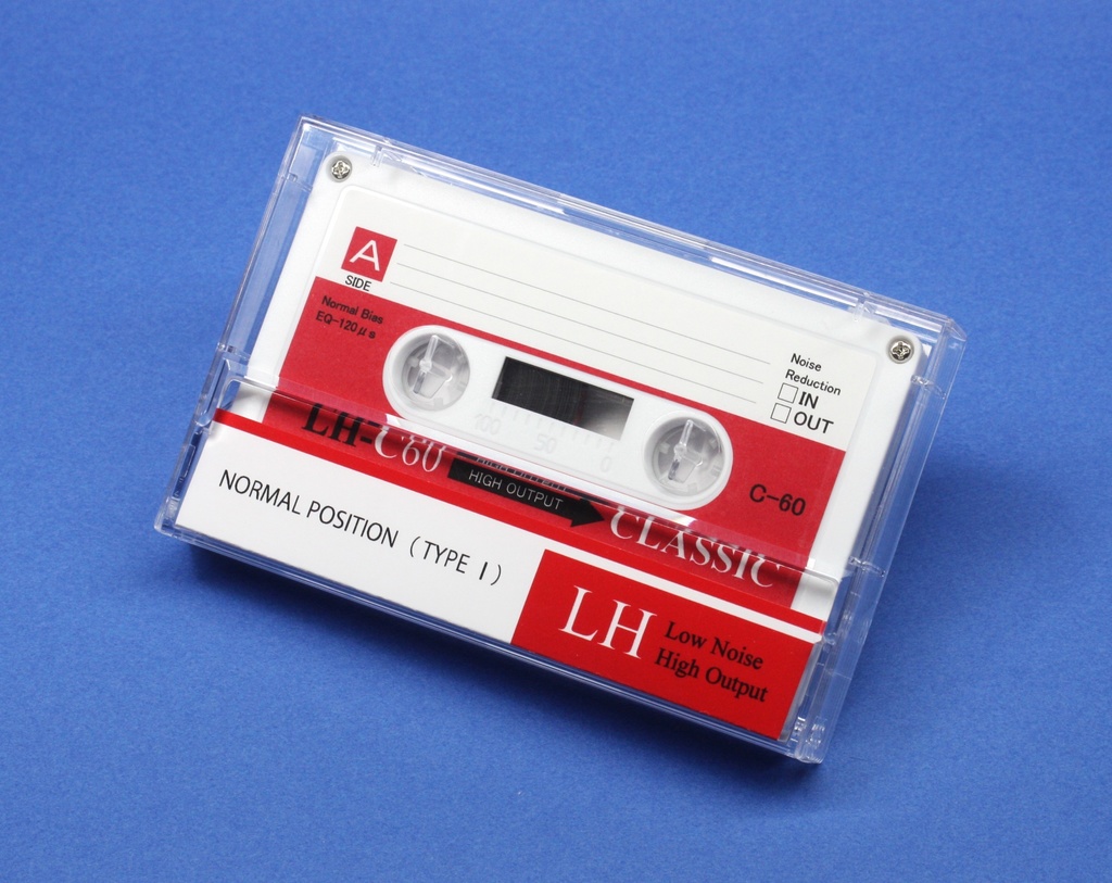 C60・レトロ調白ハーフカセット.R4:LH/EX